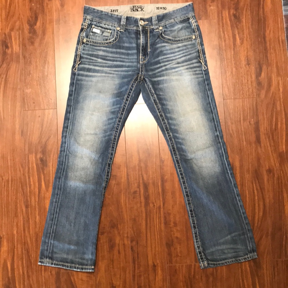 Buckle blue jeans
